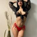 Hümeyra Ophelia 27, rassige Erotik-Darstellerin heizt dir ein. Bild