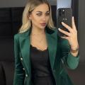Vanessa, bildhübsche Frau von 25 Jahren. Bild